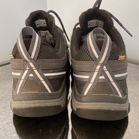 Keen Targhee waterproof low top hiking boot - Picture 4 of 9